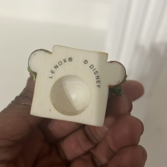 Disney Minnie Mouse  Lenox Porcelain Figurine Thimble - Picture 7 of 7